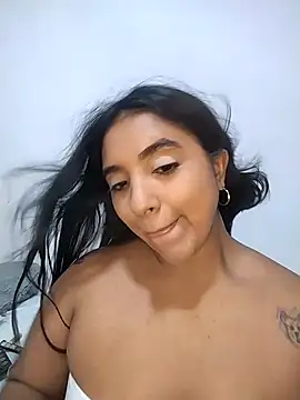 Eva Ferrari online show from May 1, 2026, 9:19 pm