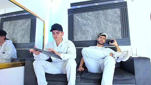 Snapshot of Angel_Villareal chatting on February 14, 2026, 5:04 am Angel Villareal online show from February 14, 2026, 5:04 am