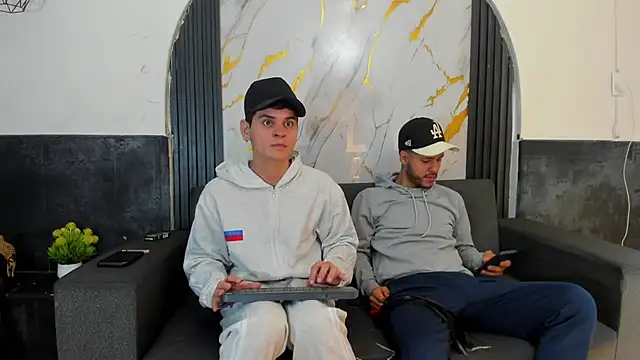 Snapshot of Angel_Villareal chatting on February 27, 2026, 5:07 am Angel Villareal online show from February 27, 2026, 5:07 am