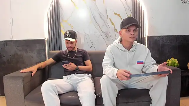 Snapshot of Angel_Villareal chatting on March 1, 2026, 6:04 am Angel Villareal online show from March 1, 2026, 6:04 am