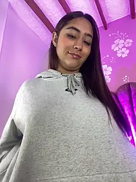 MadisonFox1 online show from February 8, 2026, 12:19 pm