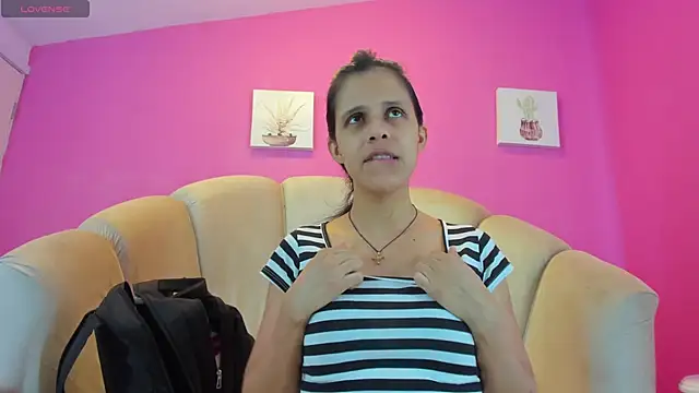 Snapshot of mitzukywinteer chatting on February 16, 2026, 8:49 pm mitzukywinteer online show from February 16, 2026, 8:49 pm