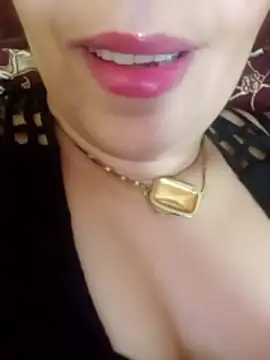 Snapshot of Naughty-Yousra chatting on May 16, 2026, 8:44 am Naughty-Yousra online show from May 16, 2026, 8:44 am