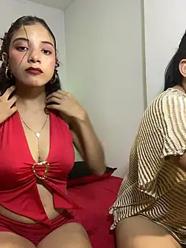 Helena-Paola online show from June 13, 2026, 1:47 am