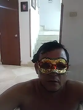 Snapshot of Juanstevan2724 chatting on January 19, 2026, 12:47 am Juanstevan2724 online show from January 19, 2026, 12:47 am