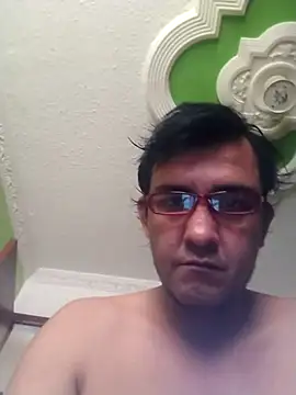 Snapshot of Juanstevan2724 chatting on February 3, 2026, 4:56 pm Juanstevan2724 online show from February 3, 2026, 4:56 pm