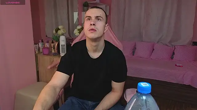 Kris Braun online show from March 8, 2026, 11:36 am