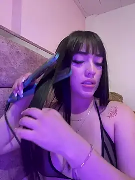 Melody rousse   online show from April 2, 2026, 9:01 pm