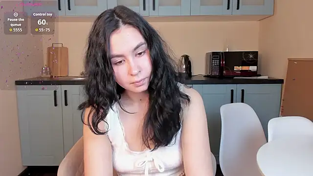 GiovannaAntonelli online show from March 26, 2026, 5:46 am