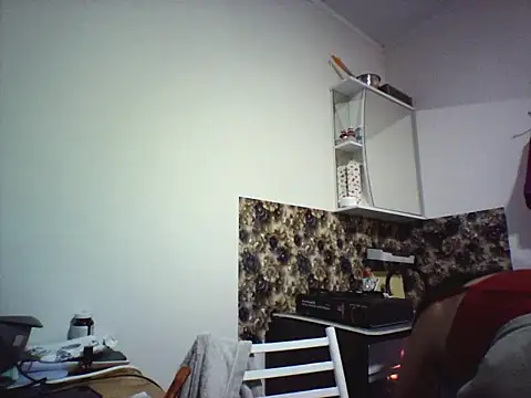 Snapshot of bella2322 chatting on January 17, 2026, 3:50 pm bella2322 online show from January 17, 2026, 3:50 pm