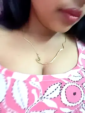 Snapshot of Hot-Tinaa chatting on March 12, 2026, 9:54 pm Hot-Tinaa online show from March 12, 2026, 9:54 pm