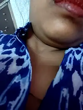 Snapshot of Hot-Tinaa chatting on March 14, 2026, 12:39 am Hot-Tinaa online show from March 14, 2026, 12:39 am