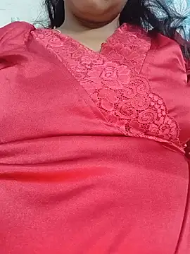 Snapshot of Hot-Tinaa chatting on May 10, 2026, 12:16 am Hot-Tinaa online show from May 10, 2026, 12:16 am