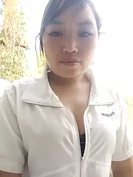 lia-coy online show from April 13, 2026, 12:05 am