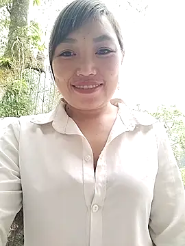 lia-coy online show from April 16, 2026, 12:00 am