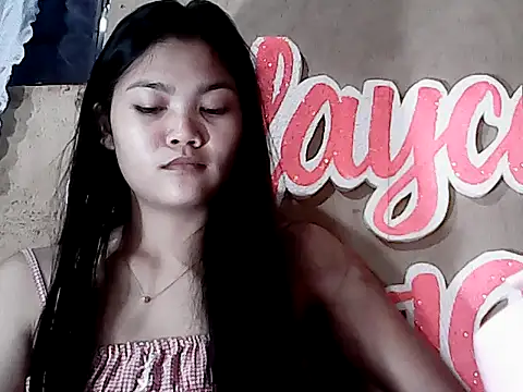 PinaySkinnyJust18 online show from January 17, 2026, 9:51 pm