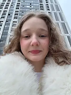 outside rosy online show from April 30, 2026, 5:19 pm