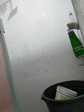 Eduardoo18cm online show from April 4, 2026, 11:46 pm