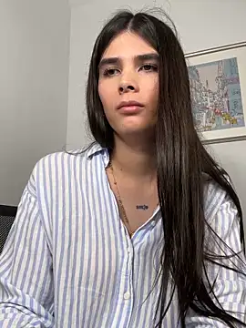 Snapshot of Lily_WellGifted chatting on February 5, 2026, 9:58 am Lily WellGifted online show from February 5, 2026, 9:58 am