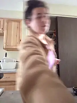 Ashlovescannabis online show from February 24, 2026, 2:37 pm