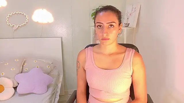 Snapshot of AmmyRouse__ chatting on February 22, 2026, 11:53 am AmmyRouse online show from February 22, 2026, 11:53 am