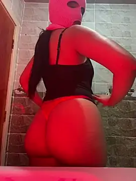Snapshot of Rabab_Queen chatting on May 19, 2026, 1:11 am Rabab Queen online show from May 19, 2026, 1:11 am