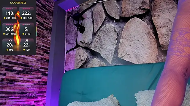 savana rios online show from February 13, 2026, 12:01 pm