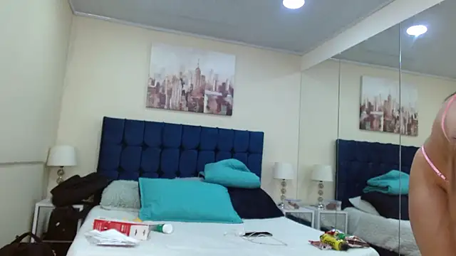 MaddieQuinn online show from February 7, 2026, 1:37 pm