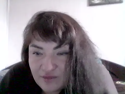 Snapshot of AllinaKis chatting on February 13, 2026, 11:50 am AllinaKis online show from February 13, 2026, 11:50 am