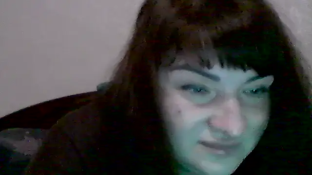 Snapshot of AllinaKis chatting on February 13, 2026, 11:56 pm AllinaKis online show from February 13, 2026, 11:56 pm