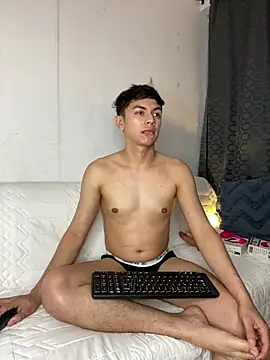 Caydensmit online show from March 1, 2026, 4:03 am