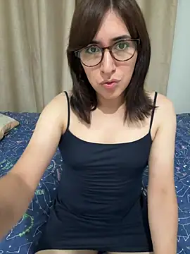 Snapshot of Eide-26 chatting on July 14, 2026, 3:22 am Eide-26 online show from July 14, 2026, 3:22 am