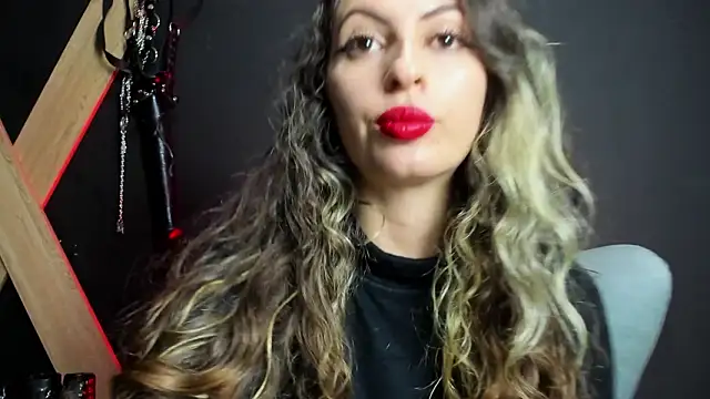 GoddesLeila online show from March 19, 2026, 2:10 pm