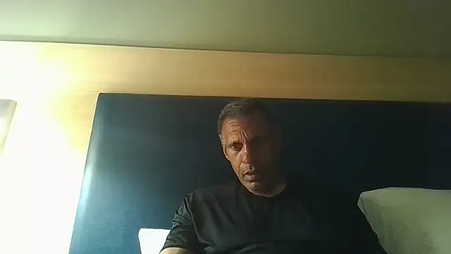 Snapshot of swimmer2496 chatting on June 26, 2026, 7:13 am swimmer2496 online show from June 26, 2026, 7:13 am
