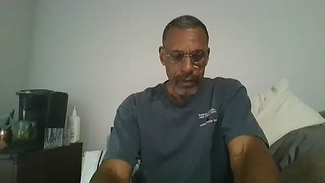Snapshot of swimmer2496 chatting on July 10, 2026, 9:50 pm swimmer2496 online show from July 10, 2026, 9:50 pm
