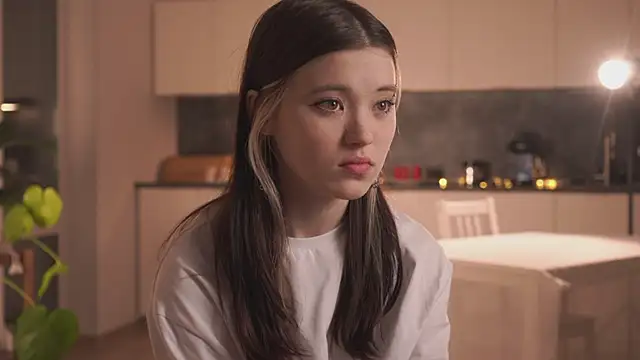 Snapshot of EleniRoeber chatting on February 5, 2026, 4:11 pm EleniRoeber online show from February 5, 2026, 4:11 pm