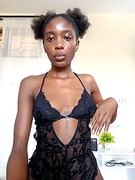 Silk Hennessy online show from March 1, 2026, 10:28 am