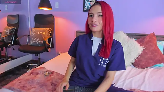 Snapshot of lanablacke_ chatting on February 27, 2026, 5:24 pm lanablacke online show from February 27, 2026, 5:24 pm