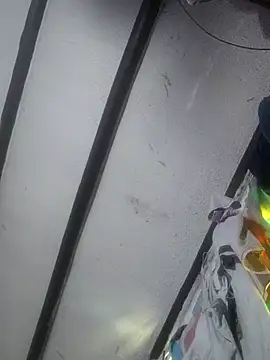 michell veryhot online show from February 27, 2026, 1:11 pm