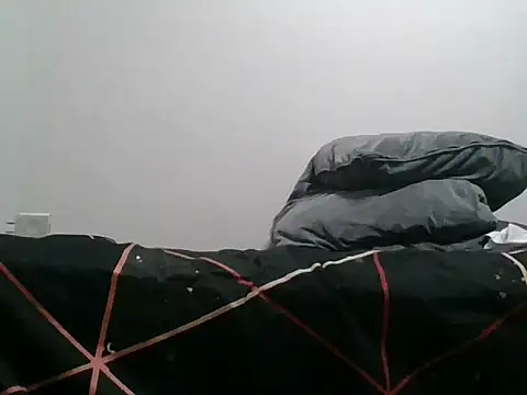 MRdxxx444 online show from May 15, 2026, 5:09 pm