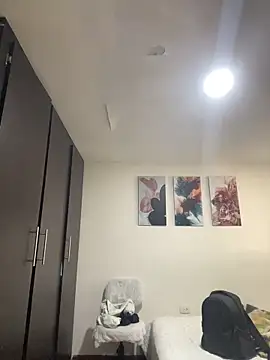 JuliaaVega online show from March 19, 2026, 11:58 am