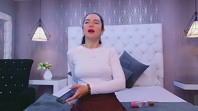 Snapshot of RoxanaAngel chatting on February 8, 2026, 11:13 am RoxanaAngel online show from February 8, 2026, 11:13 am