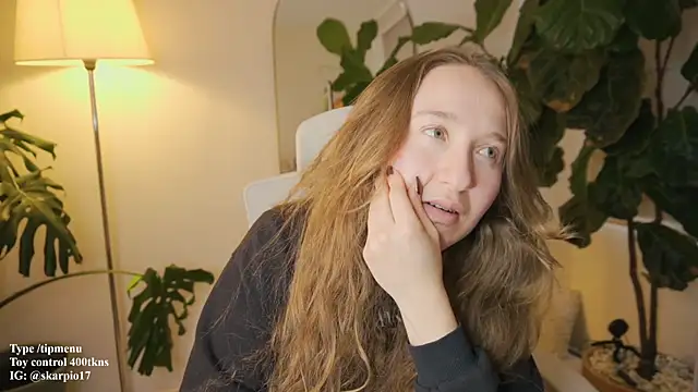 Snapshot of Scarlett_NoirMuse chatting on February 23, 2026, 8:39 pm Scarlett NoirMuse online show from February 23, 2026, 8:39 pm