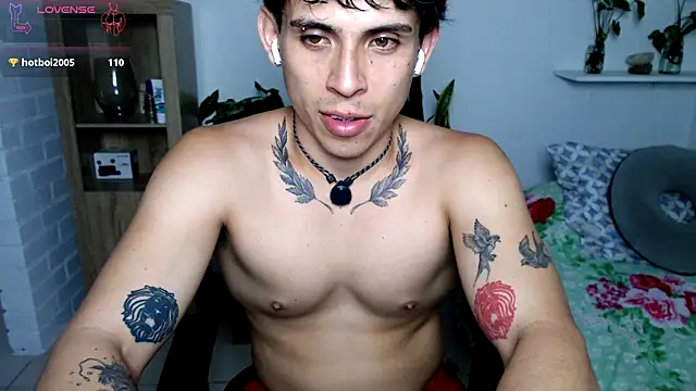 Snapshot of Magnuz_Col chatting on April 24, 2026, 3:31 am Magnuz Col online show from April 24, 2026, 3:31 am