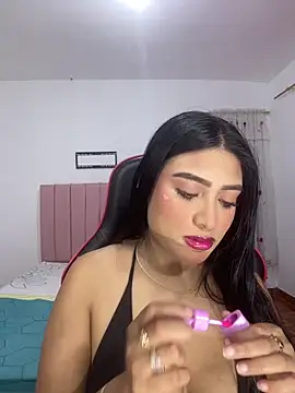 GabrielaZuluaga online show from February 12, 2026, 6:08 am