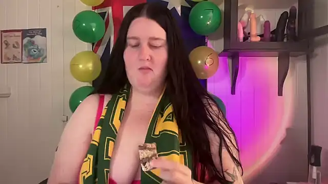 xopeachybaby online show from July 5, 2026, 1:45 am
