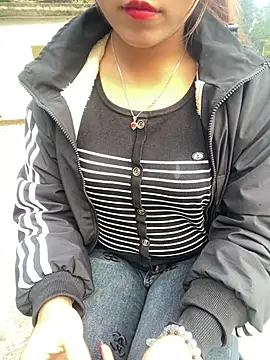 Snapshot of Lonasex99 chatting on January 19, 2026, 12:58 am Lonasex99 online show from January 19, 2026, 12:58 am