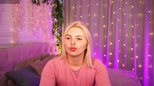 Snapshot of AmeliaWeells chatting on May 16, 2026, 3:58 am AmeliaWeells online show from May 16, 2026, 3:58 am
