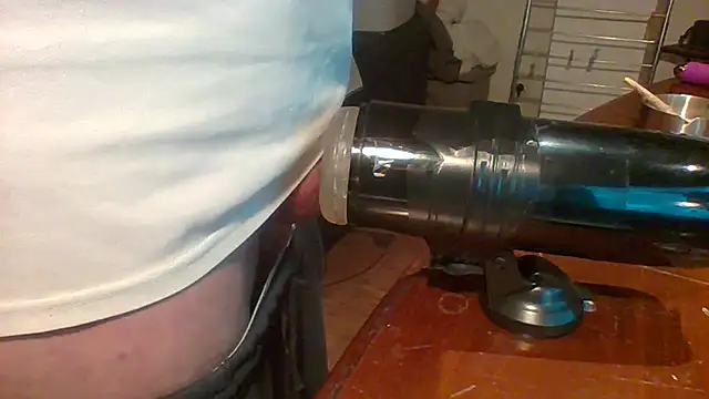 ludowrss online show from April 21, 2026, 9:50 pm