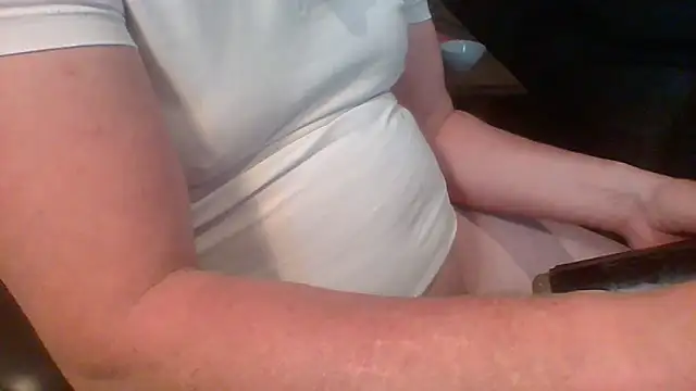 Snapshot of ludowrss chatting on June 5, 2026, 6:52 am ludowrss online show from June 5, 2026, 6:52 am